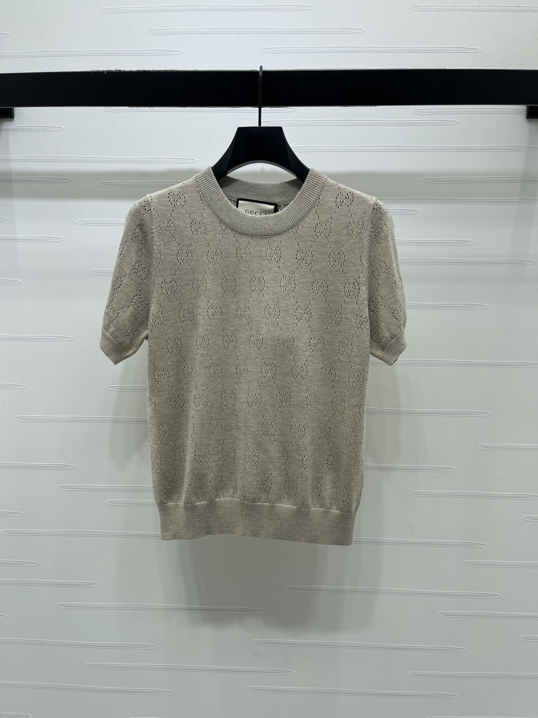 Women's short sleeves
